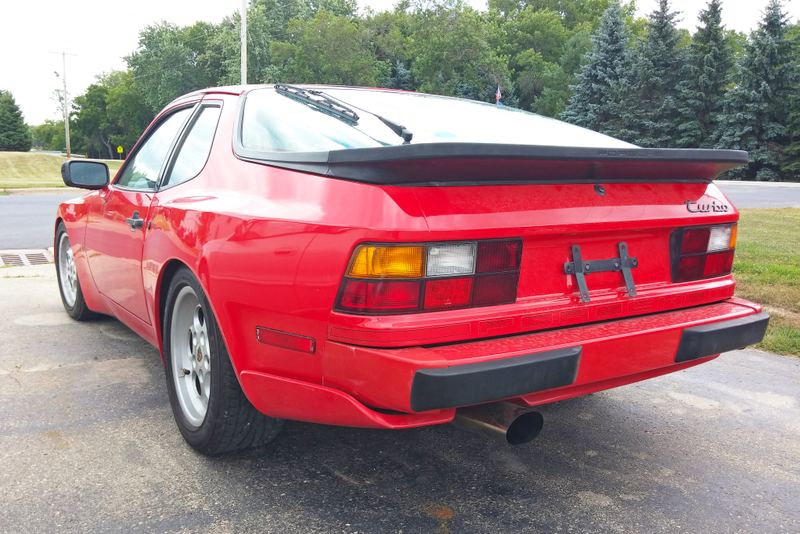 Illustration for article titled Oppo test drive report: 1986 Porsche 944 Turbo